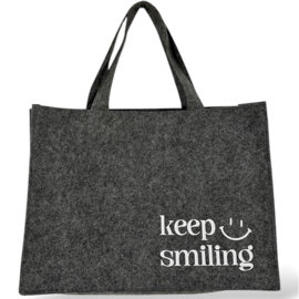 Keep smiling | vilten tas