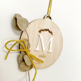 Houten kerstbal | initiaal met naam