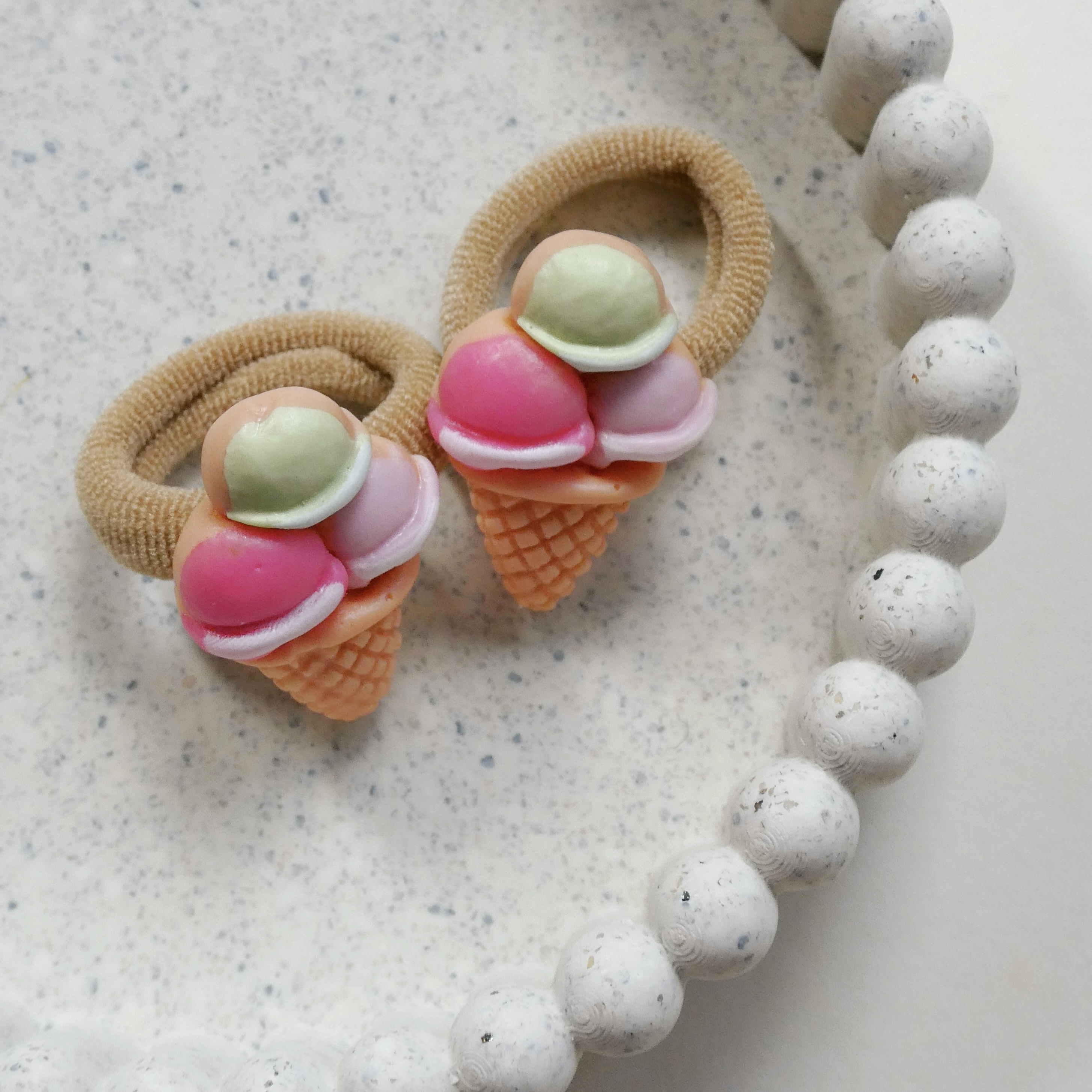 Roze ijsbolletjes - haarelastiekjes