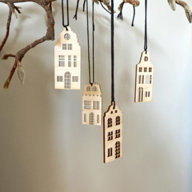 Set van 4 houten huisjes om op te hangen