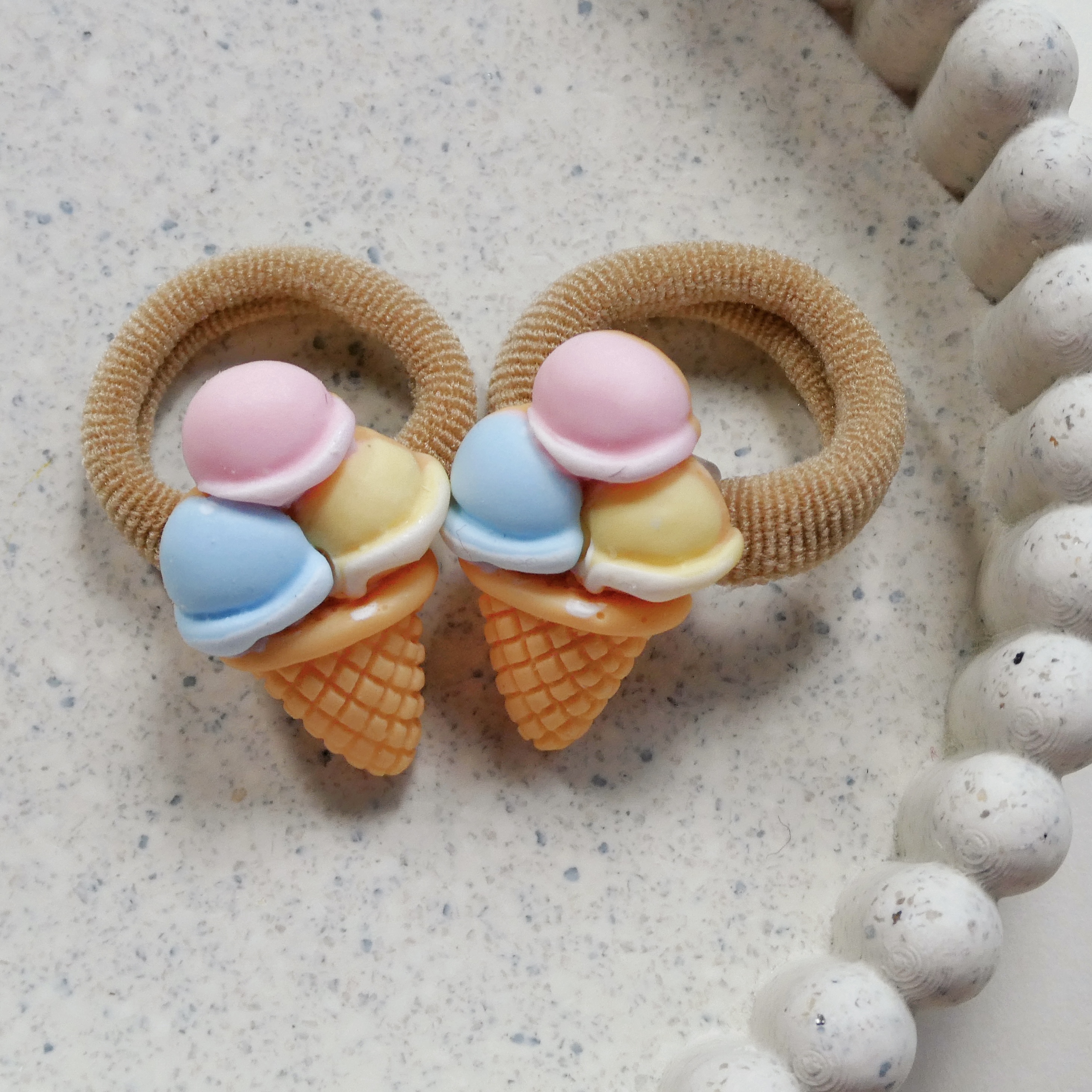 Blauwe ijsbolletjes - haarelastiekjes