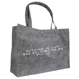 Momlife - nothing in this bag belongs to me | vilten tas