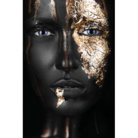 Dark-skinnend girl close up vanaf €279,00