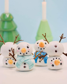 KERST "Kersfiguren uit Silk Clay" Dinsdag 23 december 6 - 10 jaar
