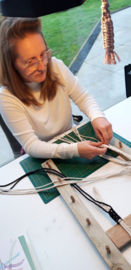 Macramé plantenhanger 28 februari 2026