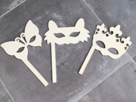 Houten masker poes