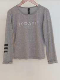 Little 10 days longsleeve voor meisje van 8 jaar met maat 128