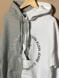 Calvin Klein hoodie voor meisje  van 16 jaar met maat 176