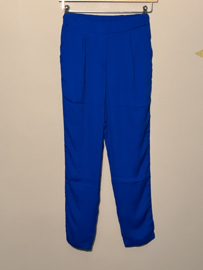 Indee losse broek voor meisje van 16 jaar met maat 176