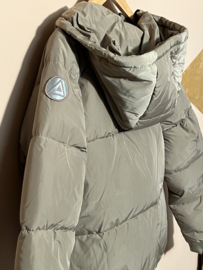 Ammehoela winterjas voor jongen of meisje van 10 / 12 jaar met maat 140 / 152
