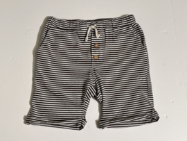 Little Indians korte broek voor jongen van 4 / 5 jaar met maat 104 / 110