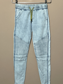 Z8 joggingbroek voor jongen van 10 jaar met maat 140