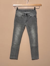 Indian Blue Jeans spijkerbroek voor jongen van 7 jaar met maat 122