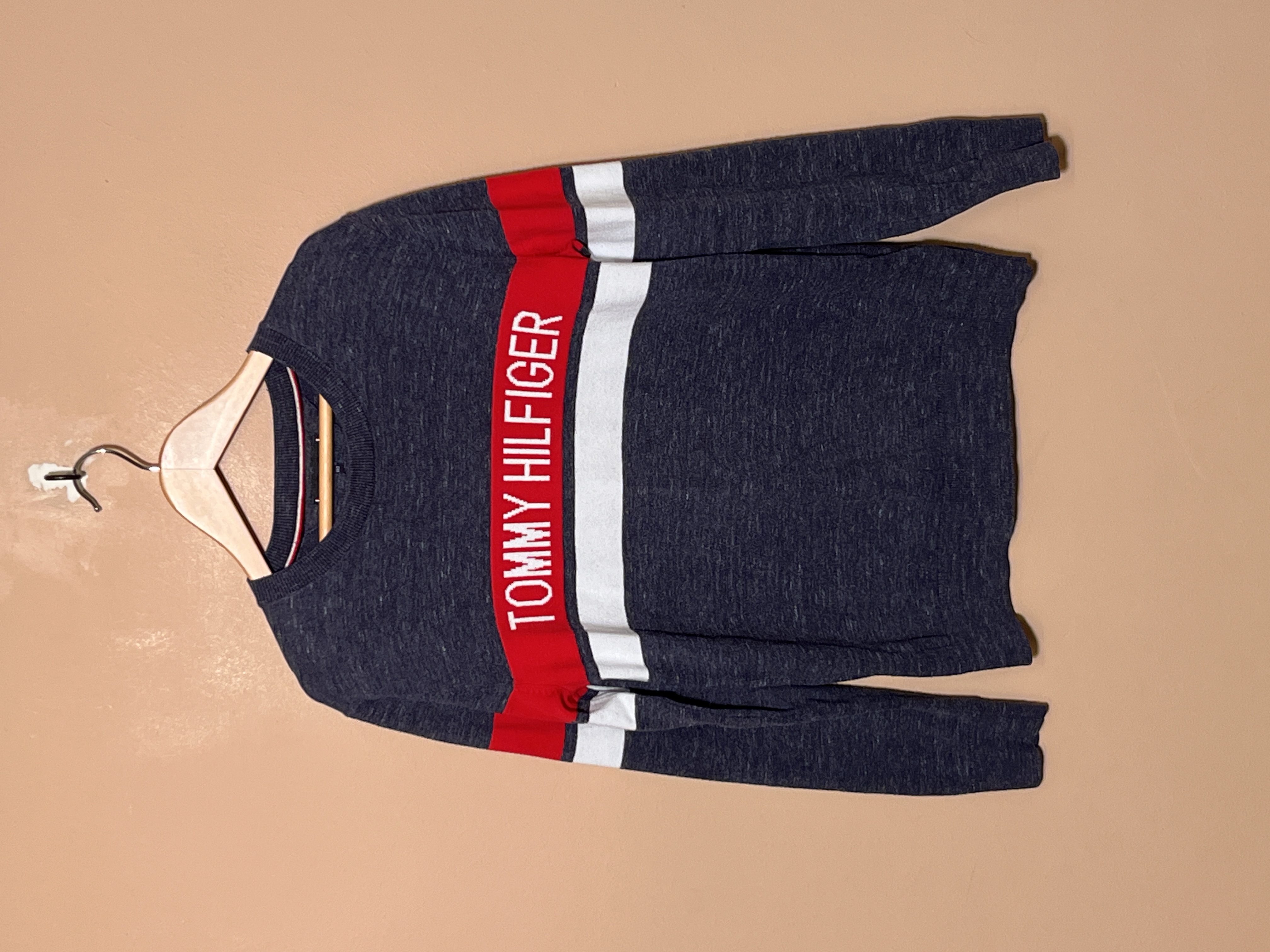 Tommy Hilfiger trui voor jongen van 12 jaar met maat  152