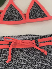 Zee&zo bikini voor meisje van 2 jaar met maat 92