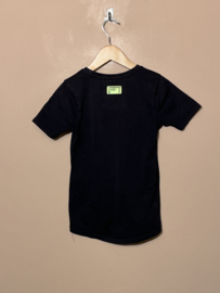 Vingino t-shirt voor jongen van 8 jaar met maat 128