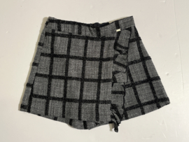 Mayoral korte broek voor meisje van 5 jaar met maat 110