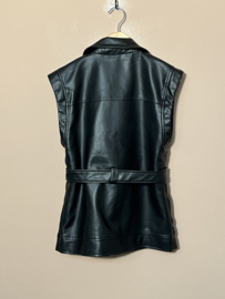 Nik en Nik leatherlook gilet voor meisje van 12 jaar met maat 152