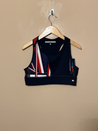 Tommy Hilfiger topje voor meisje van 12 jaar met maat 152