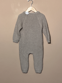 The New playsuit voor jongen of meisje van 12 maanden met maat 80