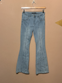 Frankie & Liberty broek voor meisje van 16 jaar met maat 176