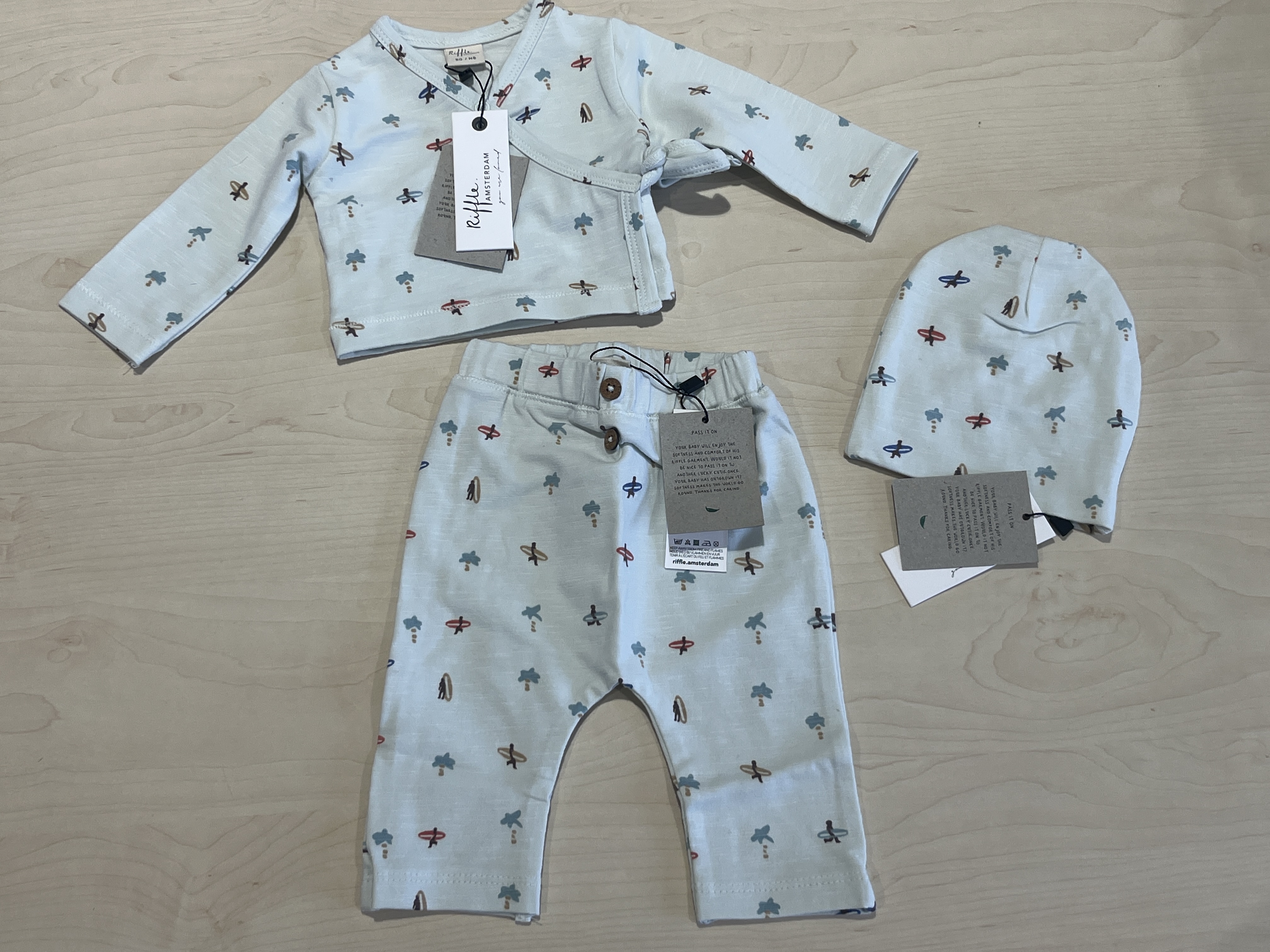 Riffle longsleeve voor jongen van 0/ 1 maand met maat 50
