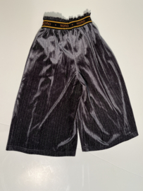 Nono broek voor meisje van 4 / 5 jaar met maat 104 / 110