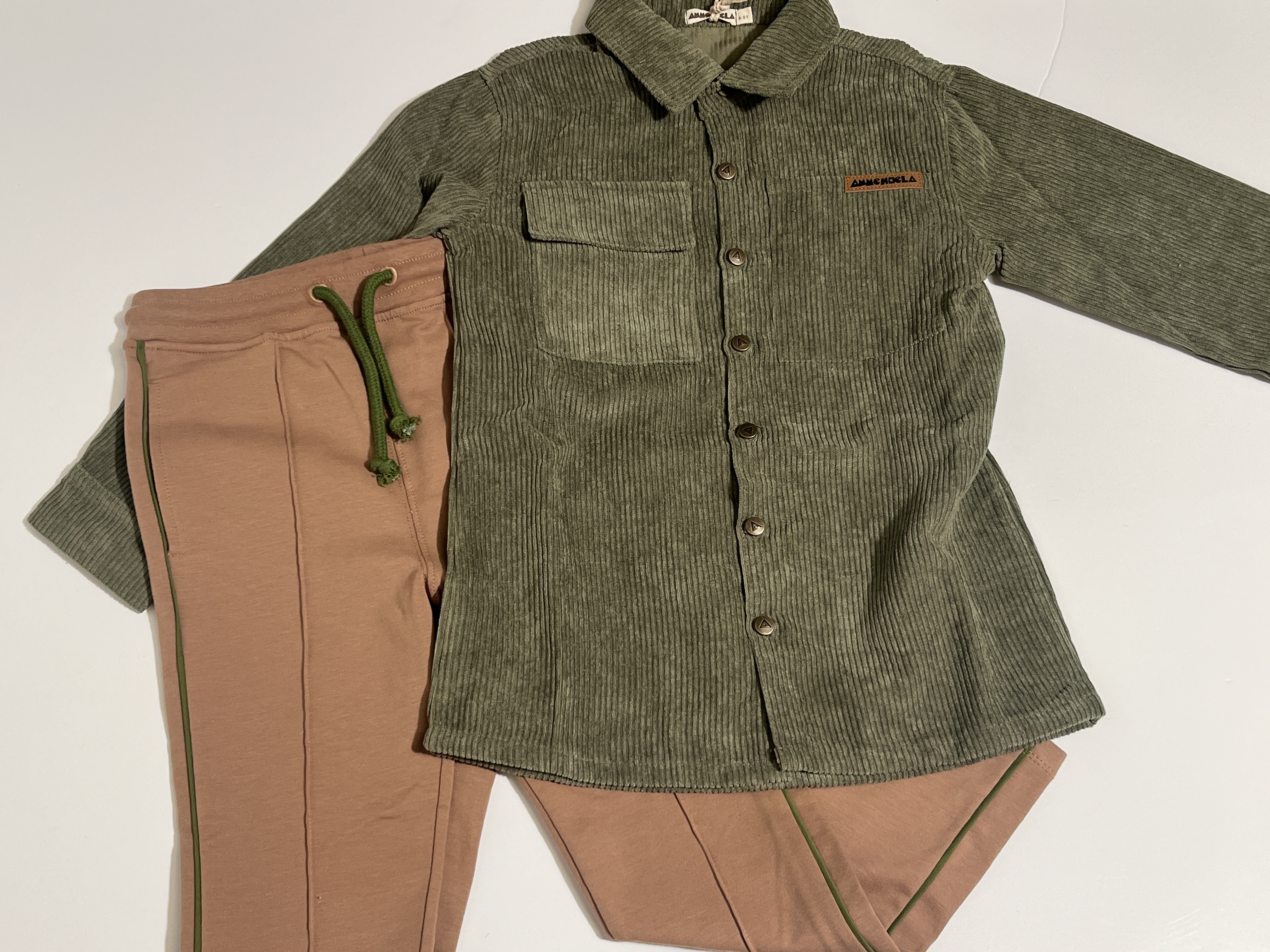 Ammehoela broek voor jongen of meisje van 6 / 8 jaar met maat 116 / 122 / 128