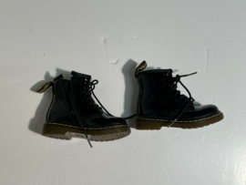 Dr. Martens schoenen voor meisje met schoenmaat 24