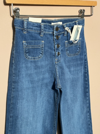 Ammehoela broek voor meisje van 8 / 10 jaar met maat 128 / 140