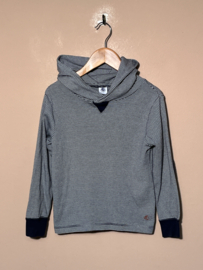 Petit Bateau hoodie voor jongen van 6 jaar met maat 116