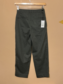 Grunt broek voor meisje van 12 jaar met maat 152