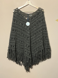 Long Live The Queen vest / poncho voor meisje van 12 jaar met maat 152