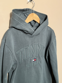 Tommy Hilfiger hoodie voor jongen van 10 jaar met maat 140