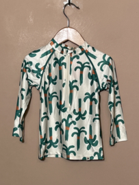 UV shirt voor jongen van 6 / 8 jaar met maat 116 / 128