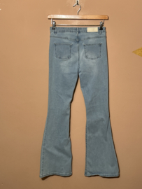 Frankie & Liberty broek voor meisje van 16 jaar met maat 176