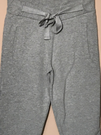 By Bar losse joggingbroek voor meisje van 4 jaar met maat 104