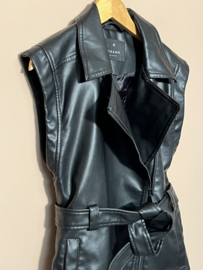 Nik en Nik leatherlook gilet voor meisje van 12 jaar met maat 152