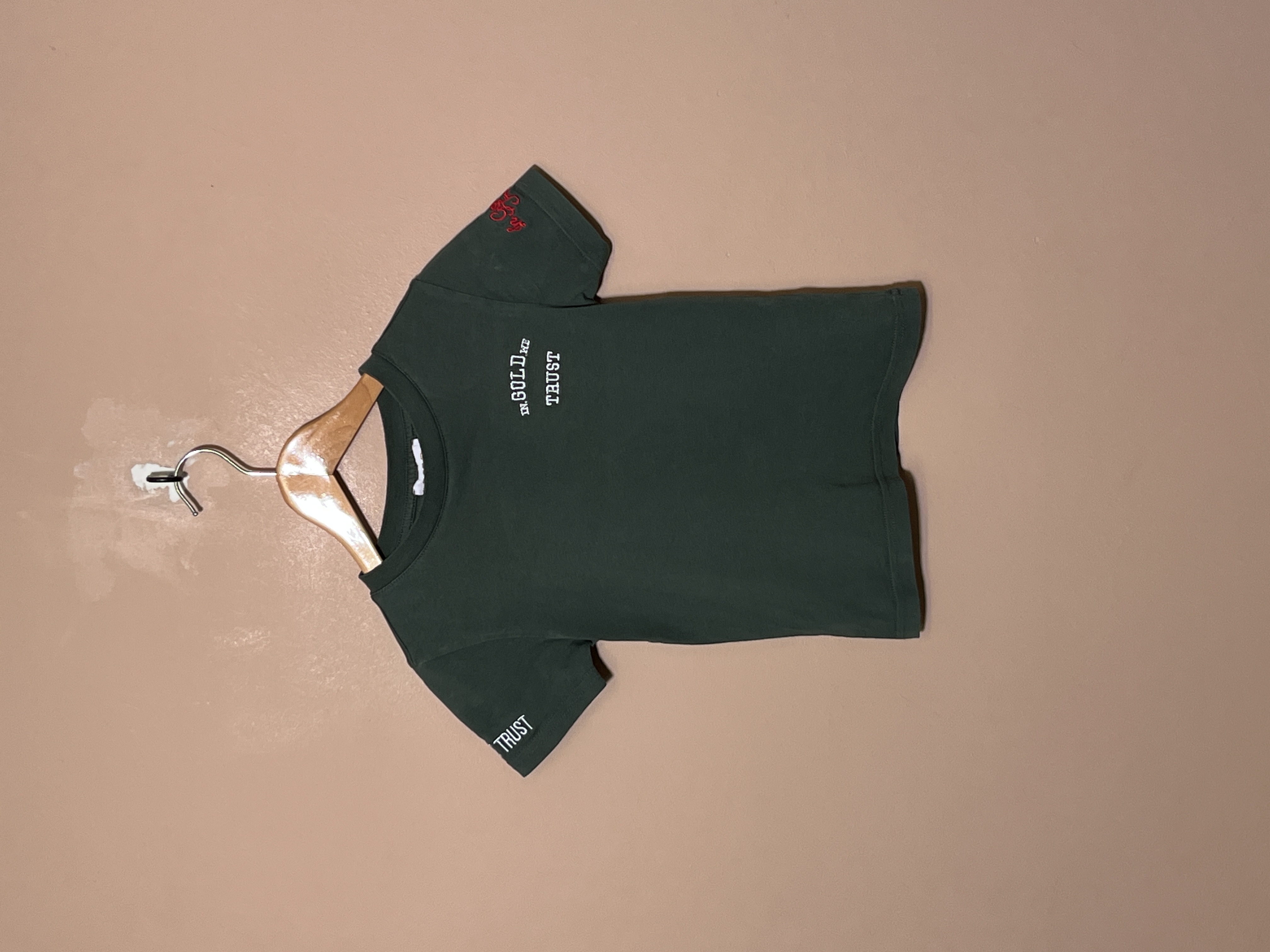 In Gold We Trust t-shirt voor jongen of meisje van 8 jaar met maat 128