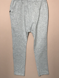 House of Jamie losse joggingbroek voor meisje van 7 / 8 jaar met maat 122 / 128