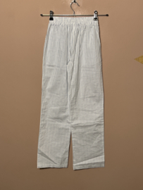 Grunt broek voor meisje van 12 jaar met maat 152