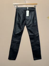 Twinset broek voor meisje van 14 jaar met  maat 164