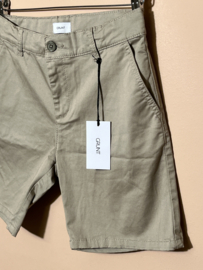 Grunt korte broek voor jongen van 12 jaar met maat 152