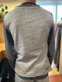 Vingino gilet voor jongen van 10 jaar met maat 140