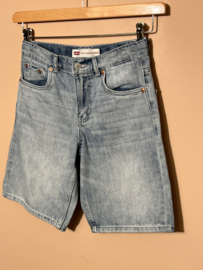 Levi's korte spijkerbroek voor jongen van 12 jaar met maat 152