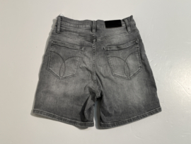 Calvin Klein korte spijkerbroek voor jongen van 12 jaar met maat 152