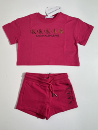 Calvin Klein korte broek voor meisje van 4 jaar met maat 104