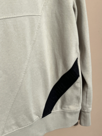 Vingino hoodie voor jongen van 14 jaar met maat 164