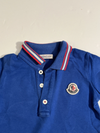 Moncler polo met logo applicatie voor jongen van 9 / 12 maanden met maat 74 / 80