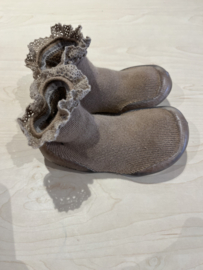 Collégien slofjes  voor  meisje van 2 / 3 jaar met  schoenmaat  24 / 25